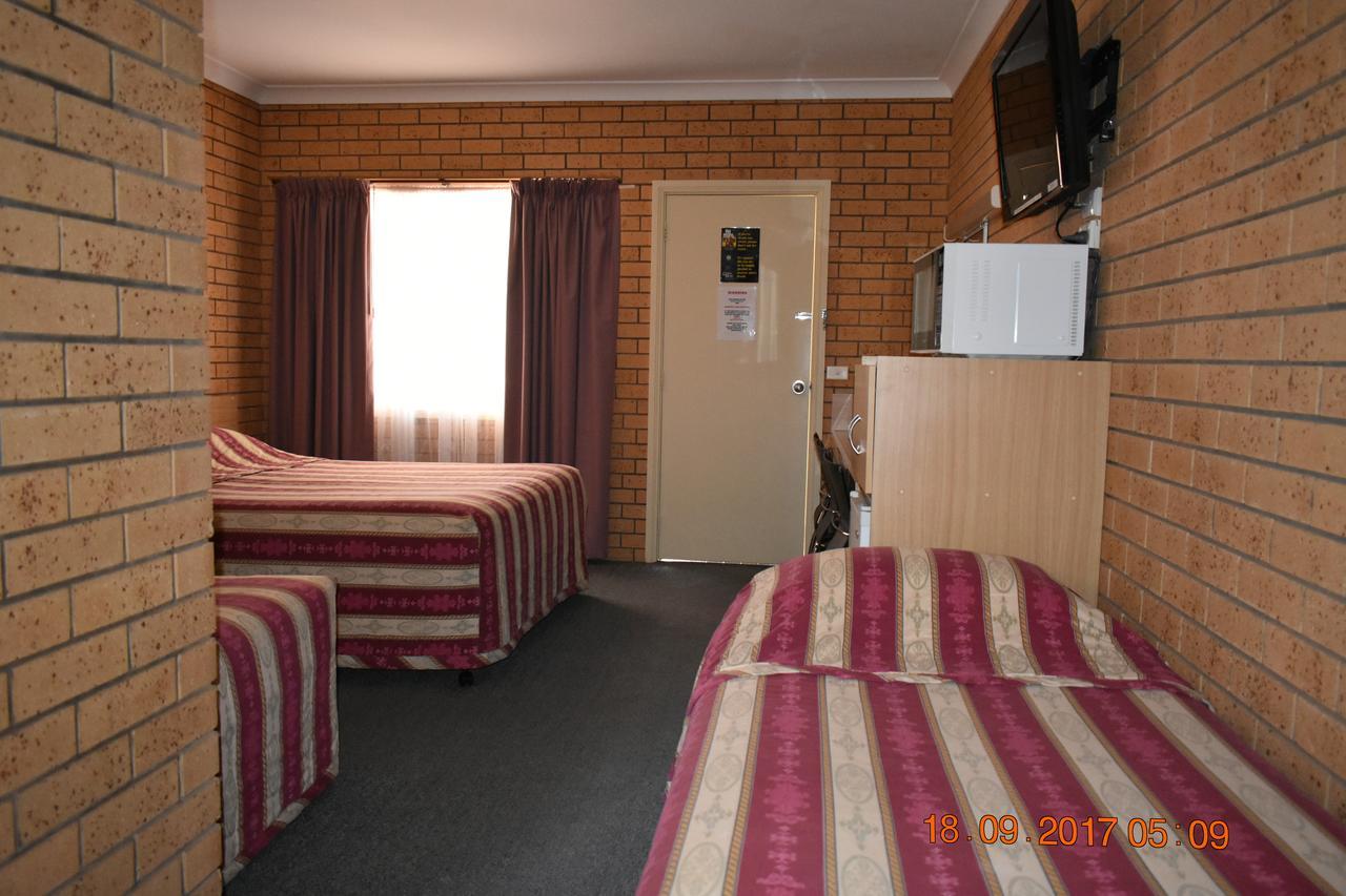 Cooee Motel Gilgandra Exterior photo